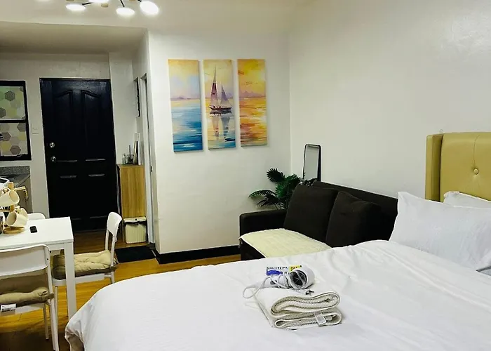 Campville Midrise Alabang Aparthotel