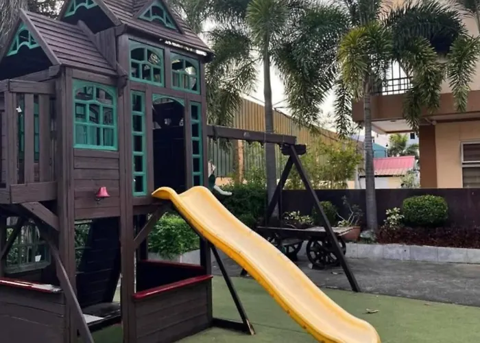 Aparthotel Campville Midrise Alabang *